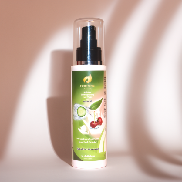 Fortune Faces Hydrating Anti-tan Skin Brightening Face Wash | Infused With Sweet Cherry, Green Tea & Cucumber | Gentle Cleansing With Natural Glow | Suitable for All Skin Types | Women and Men | 100ml